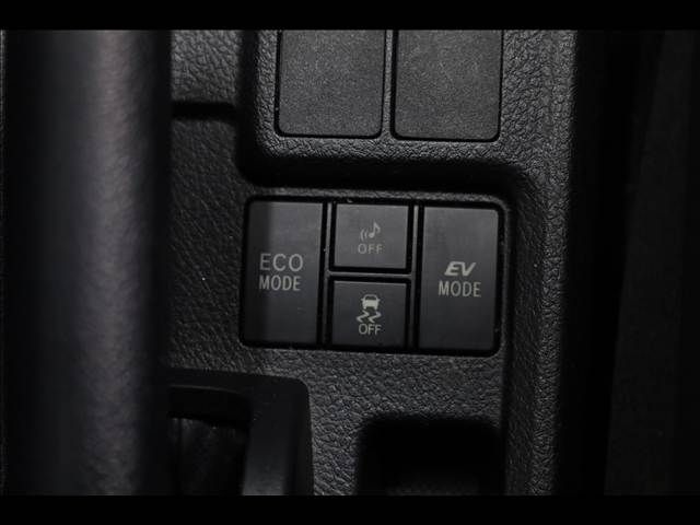 TOYOTA COROLLA FIELDER HYBR 2013 Image 31