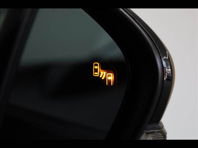 TOYOTA PRIUS 2017 Image 31