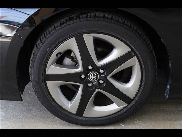 TOYOTA PRIUS 2017 Image 31