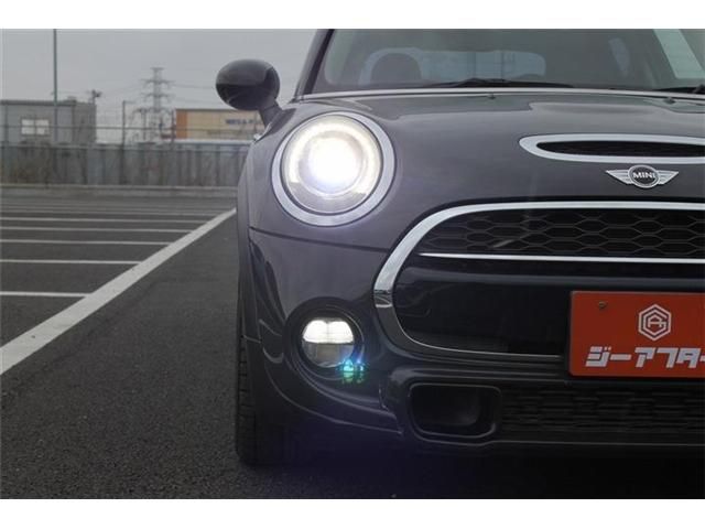 BMW MINI COOPER SD 5 2018 Image 31