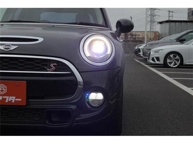 BMW MINI COOPER SD 5 2018 Image 31