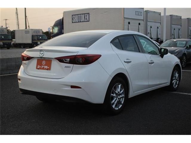 MAZDA AXELA SEDAN 2017 Image 31