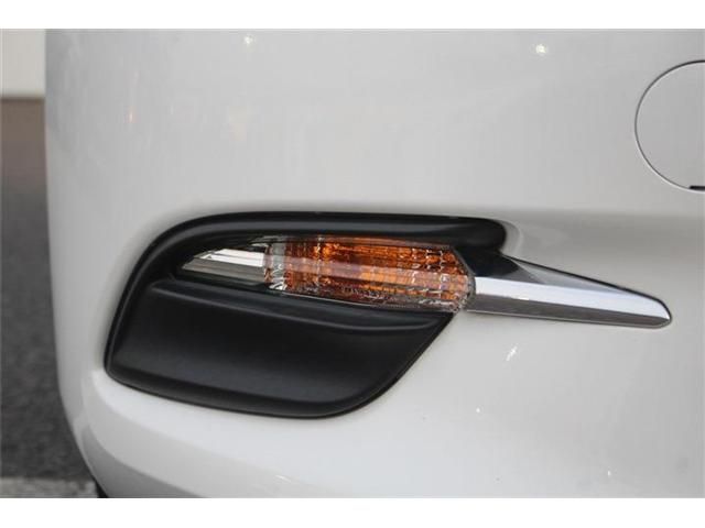 MAZDA AXELA SEDAN 2017 Image 31