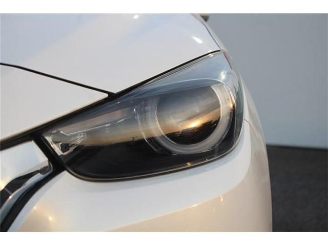 MAZDA AXELA SEDAN 2017 Image 31