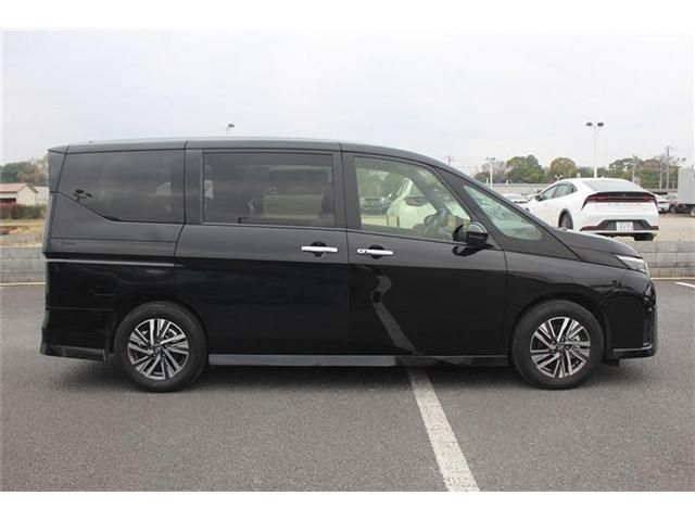NISSAN SERENA  WG 2024 Image 31