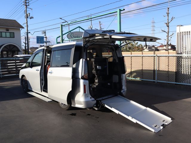 NISSAN SERENA  WG 2024 Image 31