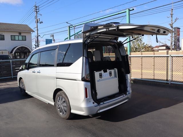 NISSAN SERENA  WG 2024 Image 31