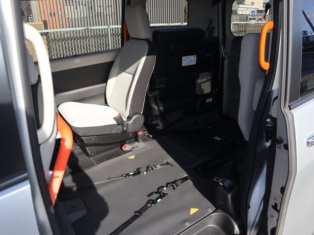 NISSAN SERENA  WG 2024 Image 31