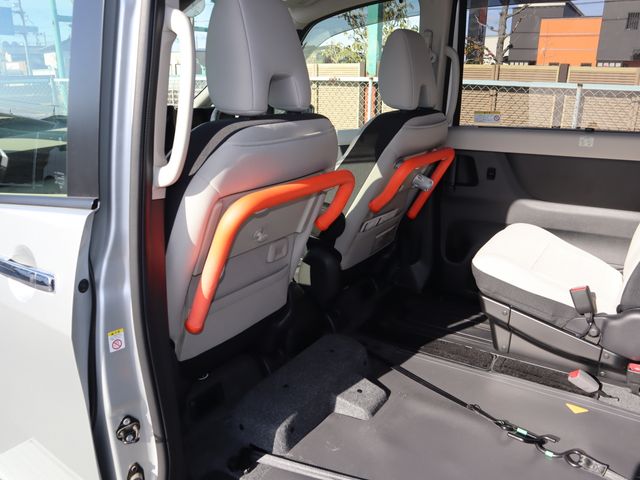 NISSAN SERENA  WG 2024 Image 31