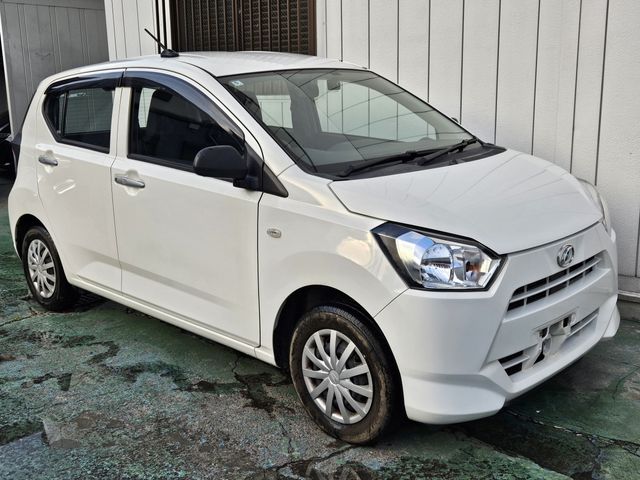 DAIHATSU MIRA E:S 2018 Image 31