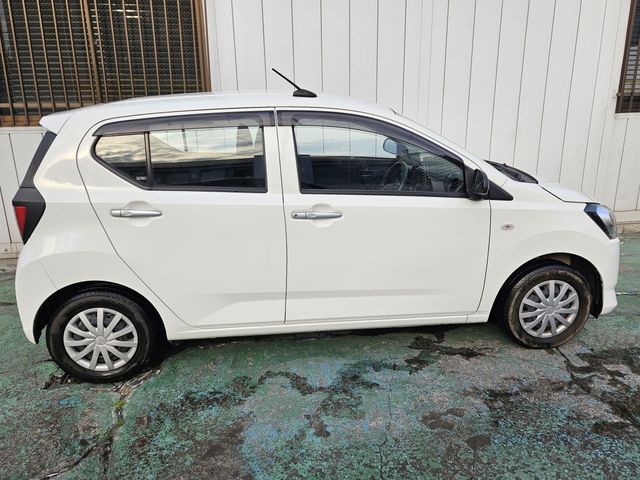 DAIHATSU MIRA E:S 2018 Image 31