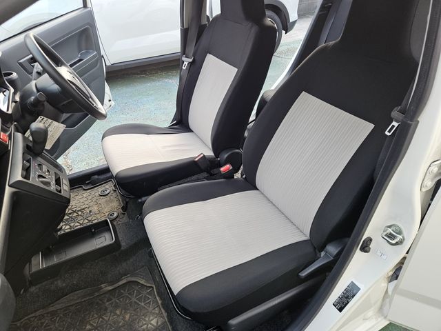 DAIHATSU MIRA E:S 2018 Image 31