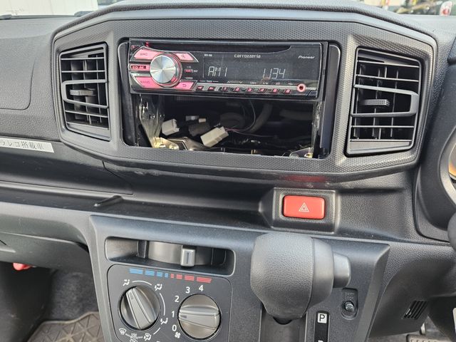 DAIHATSU MIRA E:S 2018 Image 31