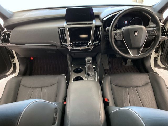 TOYOTA CROWN SEDAN HYBRID 2020 Image 31