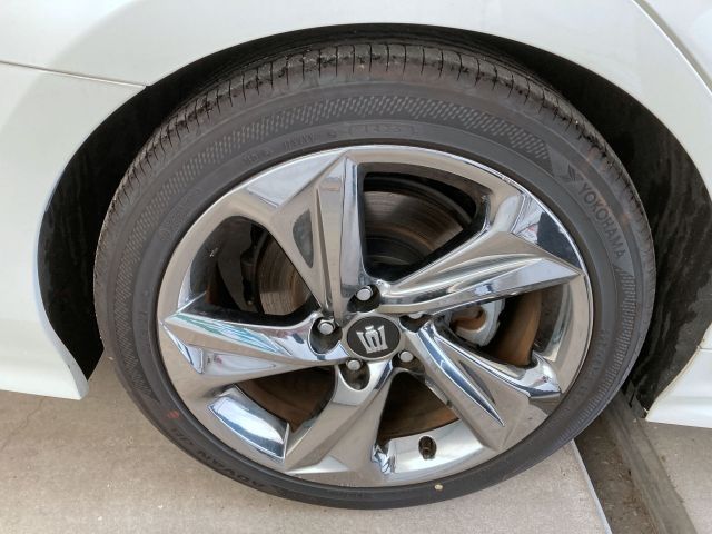 TOYOTA CROWN SEDAN HYBRID 2020 Image 31