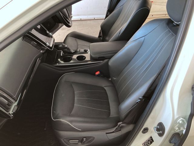 TOYOTA CROWN SEDAN HYBRID 2020 Image 31