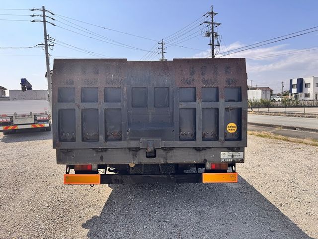 HINO PROFIA 2005 Image 31