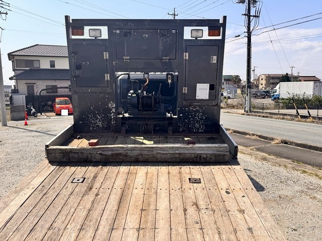 HINO PROFIA 2005 Image 31