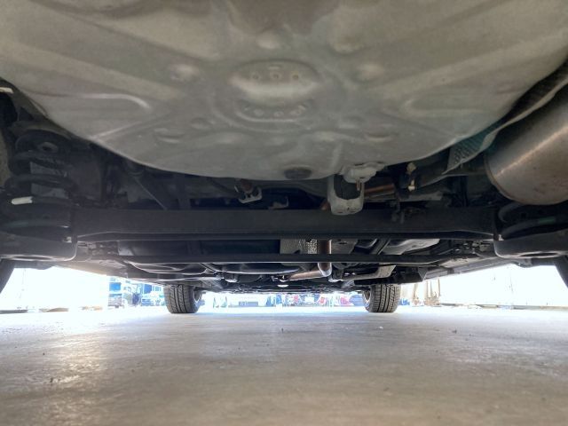 TOYOTA PRIUS ALPHA 2012 Image 31