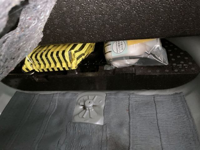 TOYOTA PRIUS ALPHA 2012 Image 31