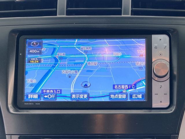 TOYOTA PRIUS ALPHA 2012 Image 31