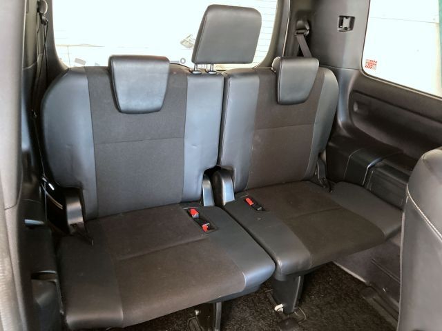 TOYOTA NOAH 2017 Image 31