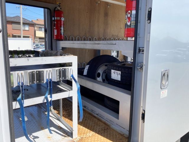 TOYOTA DYNA 2019 Image 31