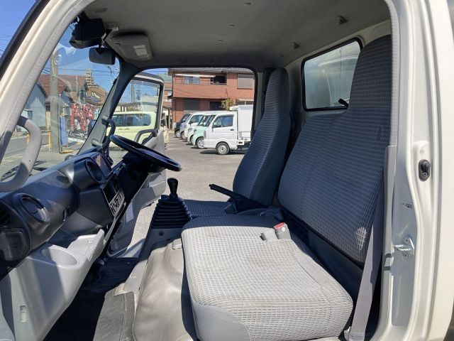 TOYOTA DYNA 2019 Image 31