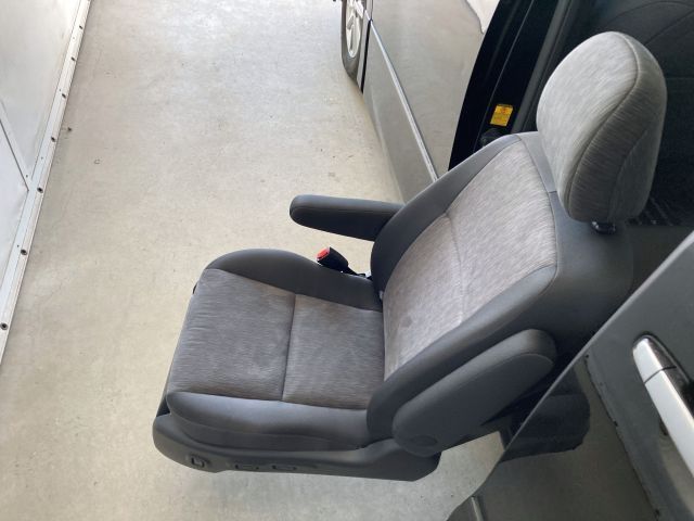 TOYOTA ALPHARD HYBRID 4WD 2013 Image 31