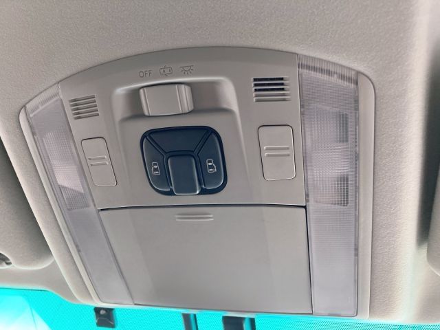 TOYOTA ALPHARD HYBRID 4WD 2013 Image 31