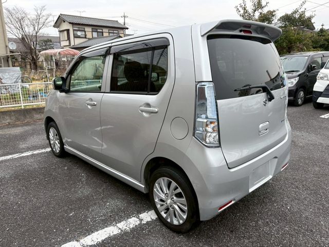 SUZUKI WAGON R 2015 Image 31