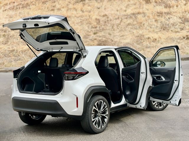 TOYOTA YARIS CROSS HYBRID 2023 Image 31