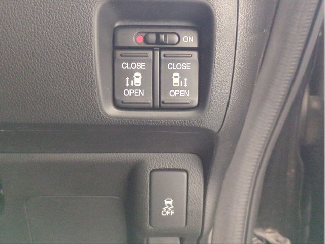 HONDA N BOX CUSTOM 2013 Image 31