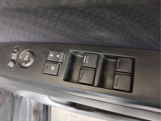 HONDA N BOX CUSTOM 2013 Image 31