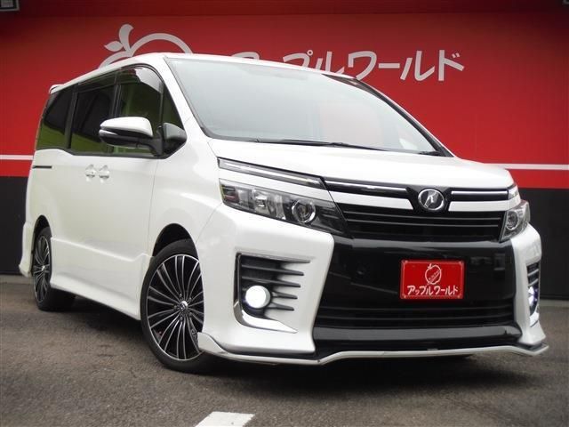 TOYOTA VOXY 2015 Image 31