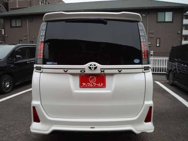TOYOTA VOXY 2015 Image 31