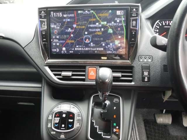 TOYOTA VOXY 2015 Image 31