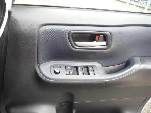 TOYOTA VOXY 2015 Image 31