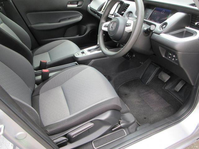 HONDA FIT E:HEV 4WD 2020 Image 31