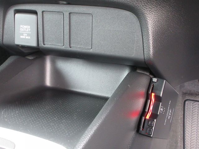 HONDA FIT E:HEV 4WD 2020 Image 31