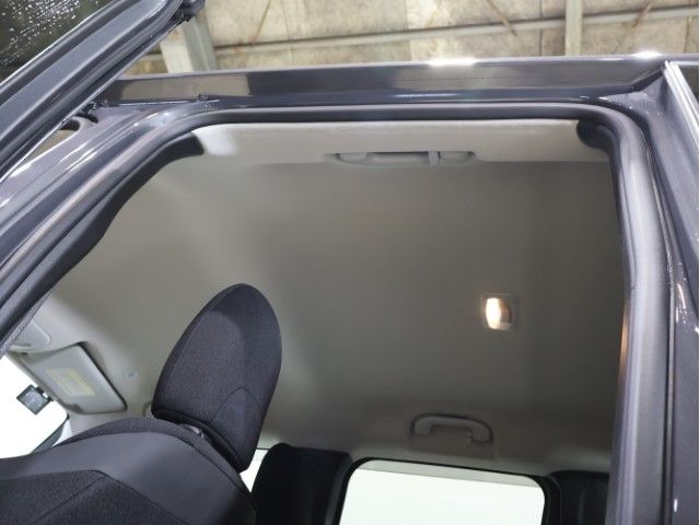 JEEP RENEGADE 2023 Image 31