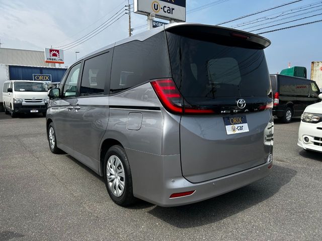 TOYOTA NOAH 2023 Image 31