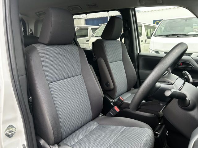 TOYOTA NOAH 2023 Image 31