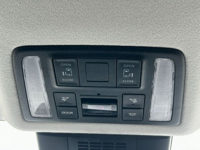 TOYOTA NOAH 2023 Image 31