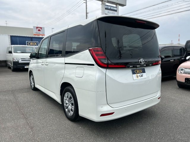 TOYOTA NOAH 2023 Image 31