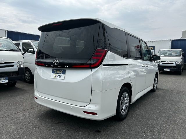 TOYOTA NOAH 2023 Image 31