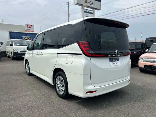 TOYOTA NOAH 2023 Image 31