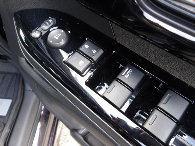 HONDA N BOX CUSTOM 2023 Image 31