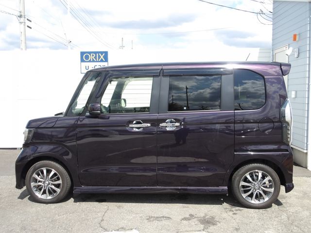 HONDA N BOX CUSTOM 2023 Image 31