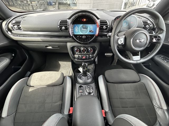 BMW MINI CLUBMAN 2023 Image 31